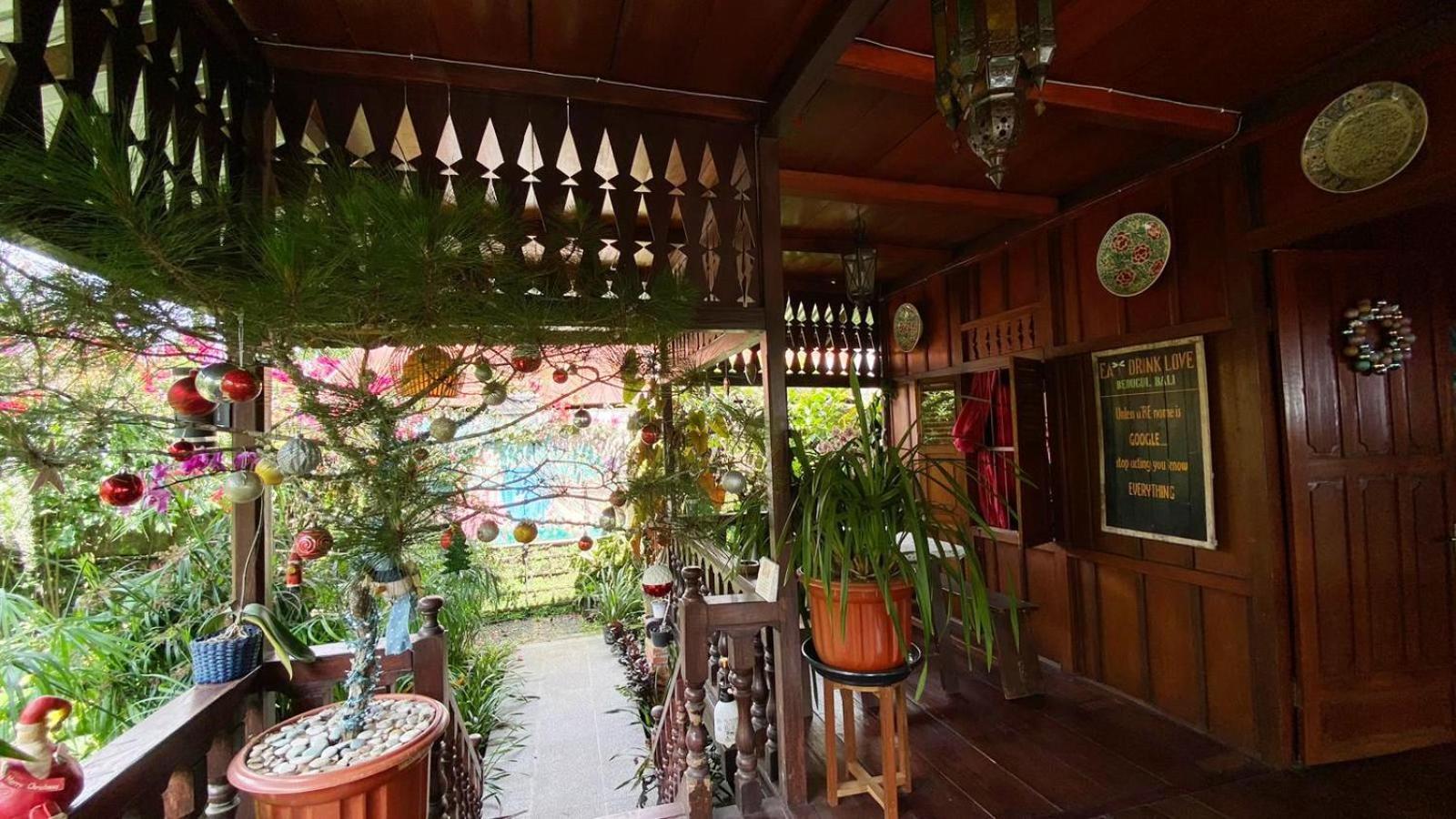 Rumah Kayu Sulawesi Antique Bedugul  Exterior photo